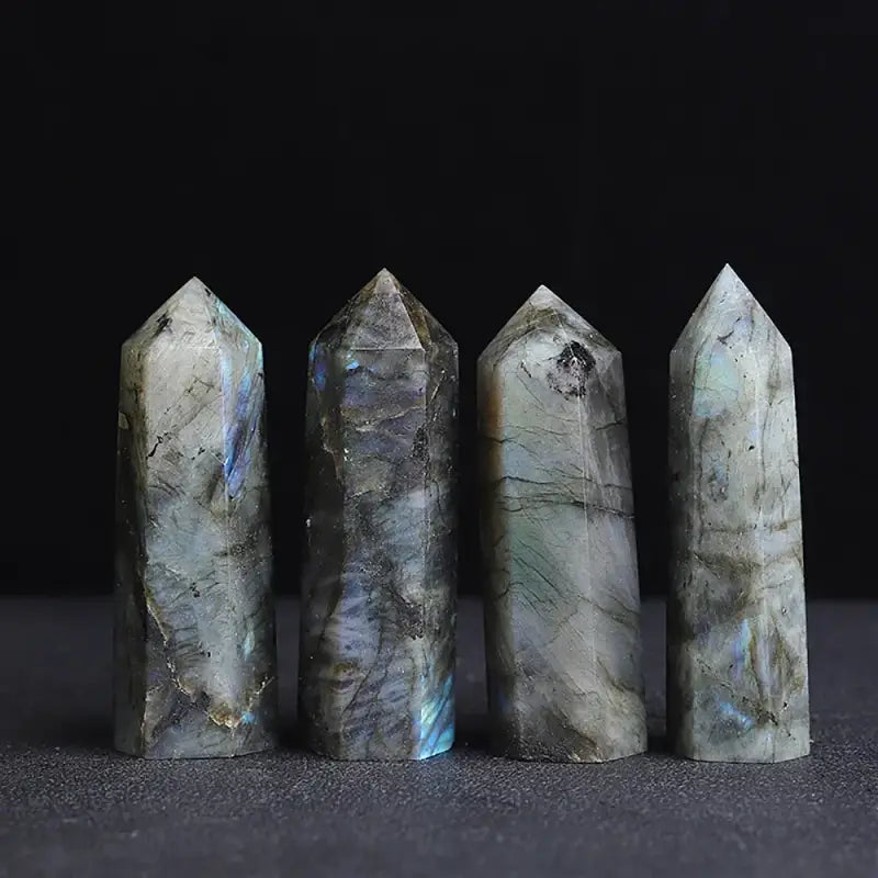 Pointe pierre naturelle - Labradorite / 1pc /7-8 Cm - Pointe pierre naturelle