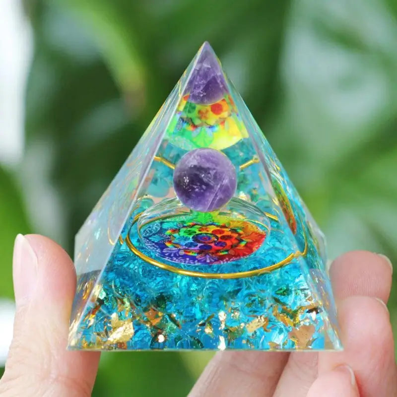 Pyramide Orgonite - By Bouddha