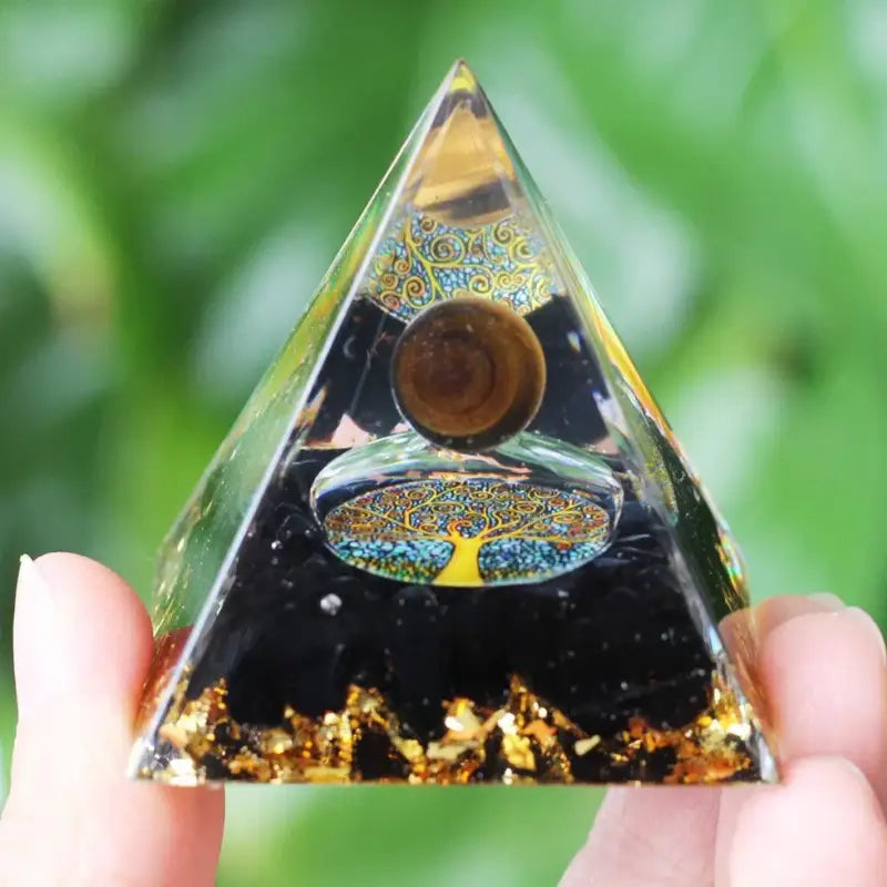 Pyramide Orgonite - By Bouddha