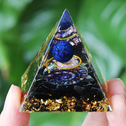 Pyramide Orgonite - By Bouddha