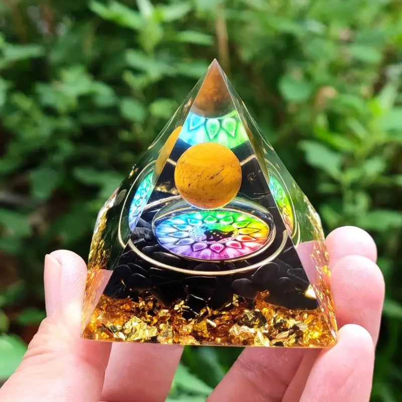 Pyramide Orgonite - By Bouddha