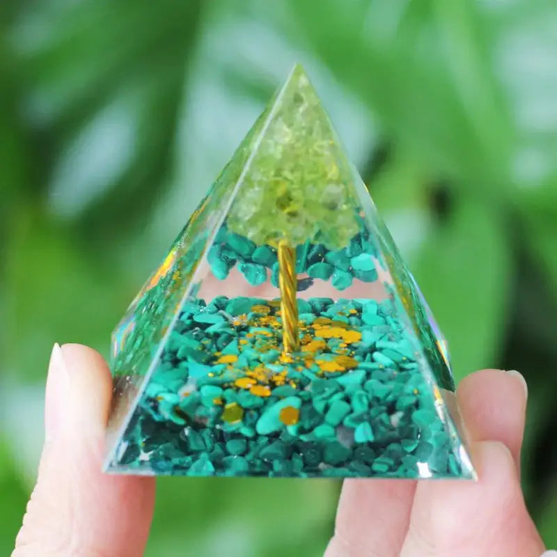 Pyramide Orgonite - By Bouddha