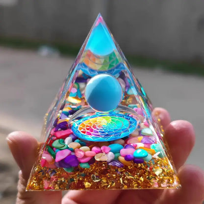 Pyramide Orgonite - By Bouddha